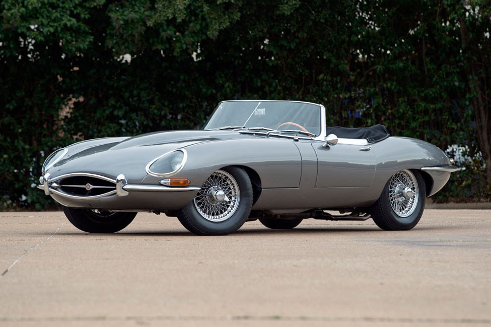 2020 Barrett-Jackson Scottsdale Sam Pack Collection | 1964 Jaguar XKE Series 1 Roadster